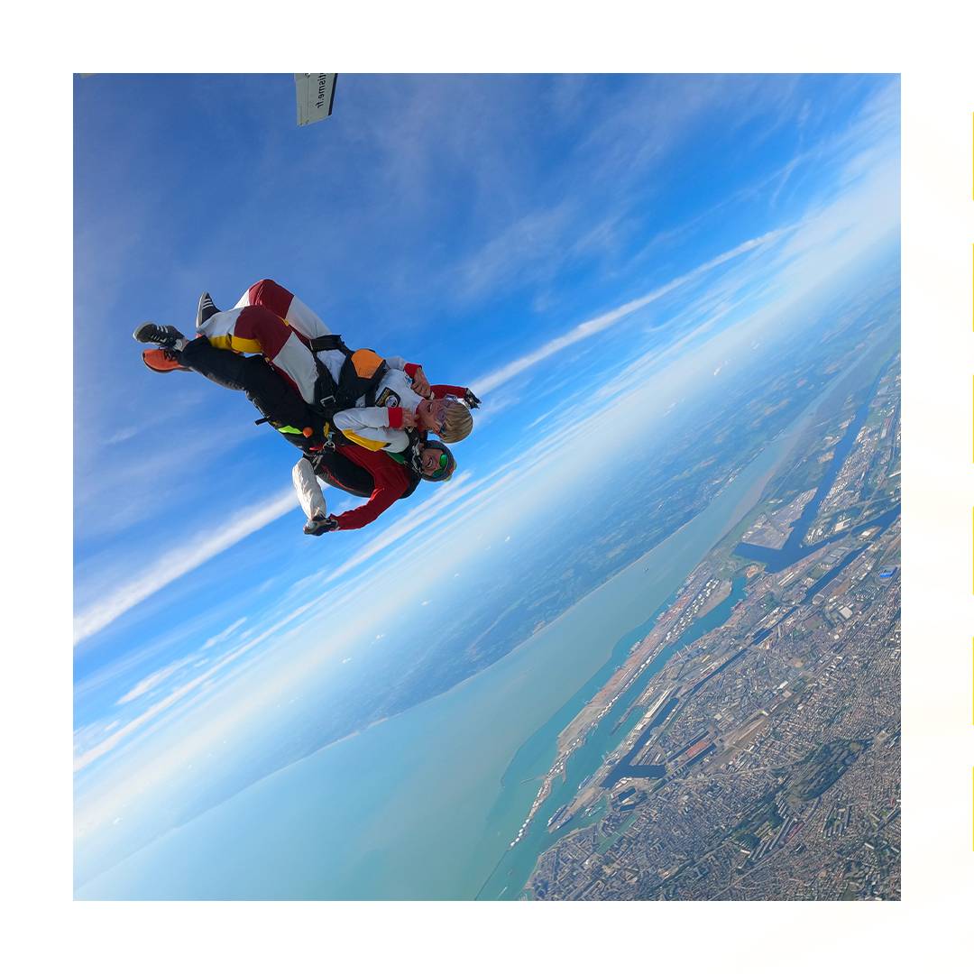 Abeille parachutisme saut en parachute Le Havre