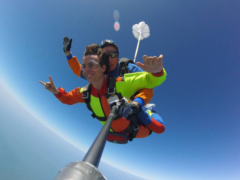 Sauter en parachute en tandem au-dessus du Mont St-Michel