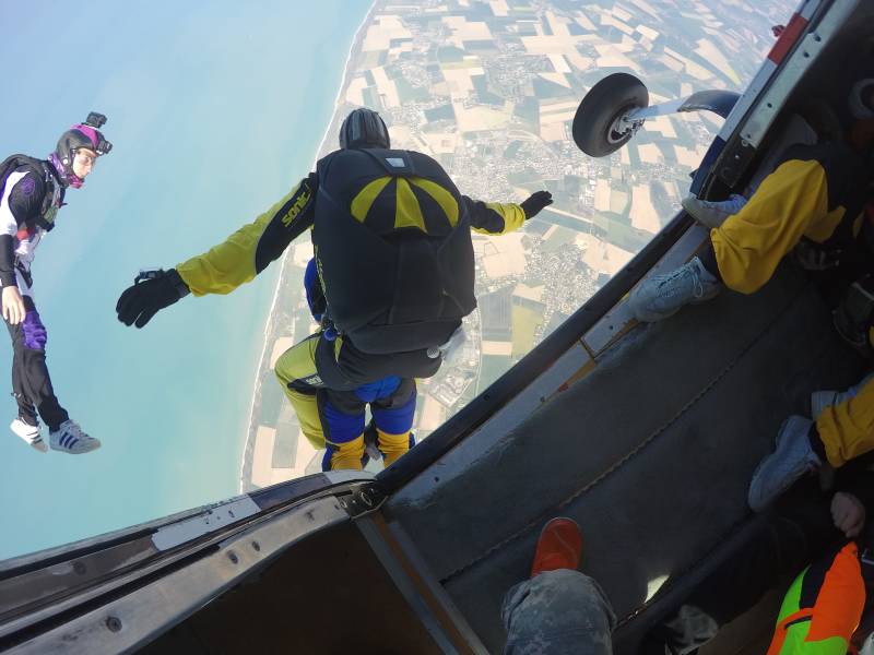 Réservation baptême en parachute avec demande en mariage