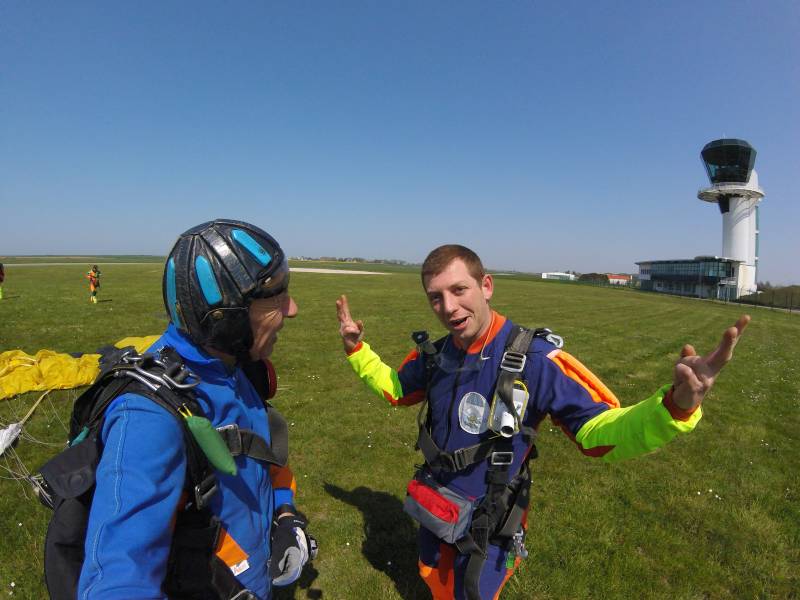 Déroulement d'un saut en parachute