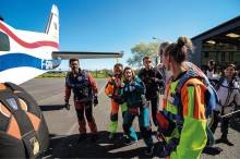 Notre zone d'activité pour ce service Réunion team building avec activité saut en parachute pour les salariés